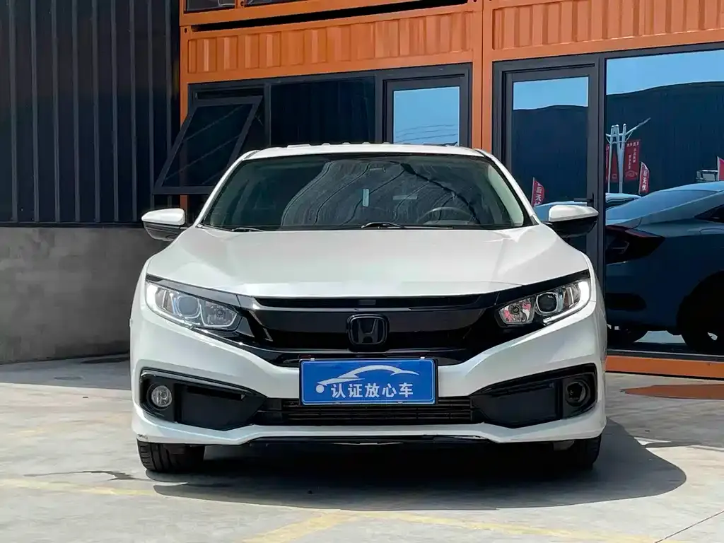 Honda Civic — фото 4