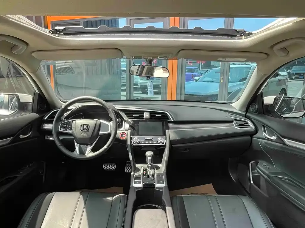 Honda Civic — фото 9