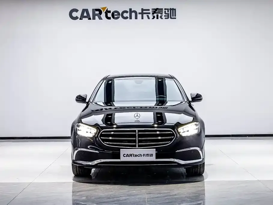Mercedes-Benz E-Class — фото 5