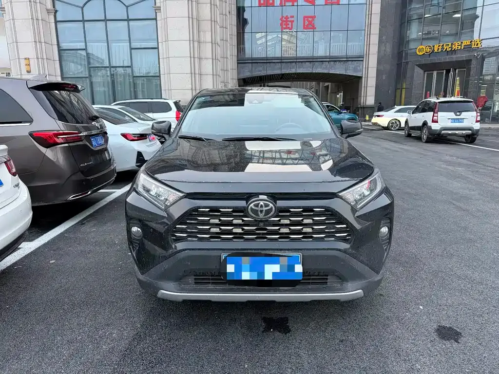 Toyota RAV4 2022 из CN, фото 6