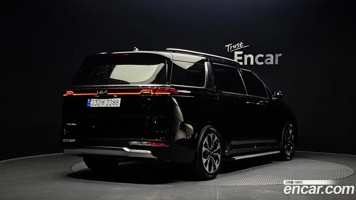 Kia Carnival — фото 2