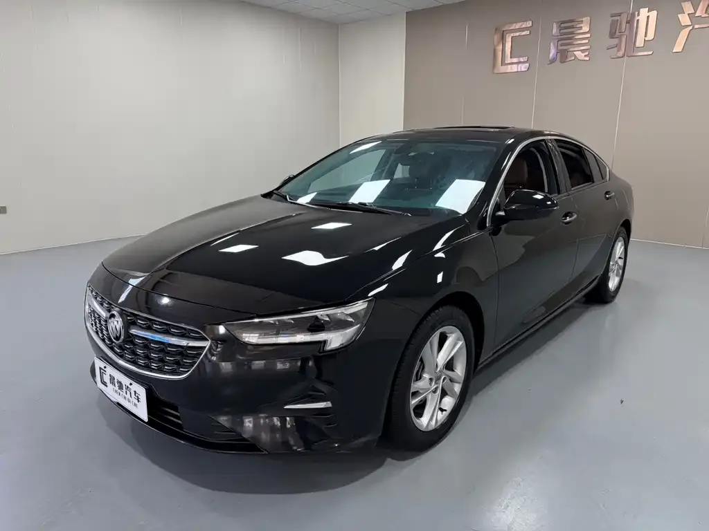 Buick Regal — фото 1