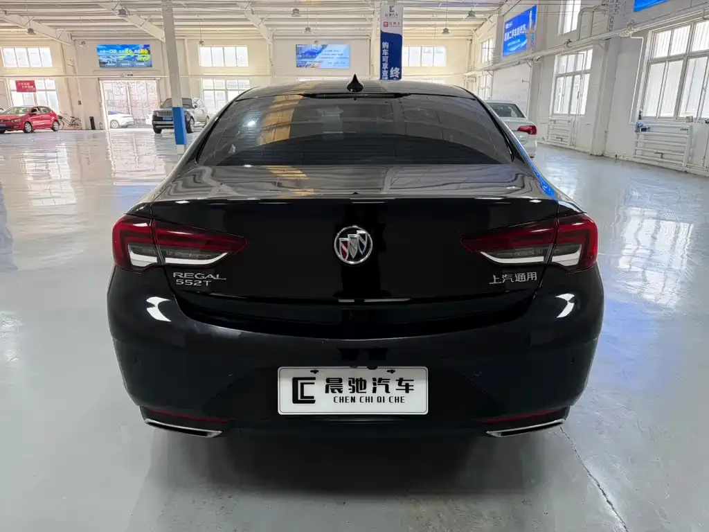 Buick Regal — фото 10