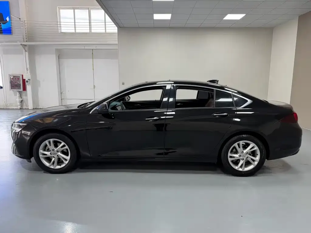 Buick Regal — фото 4