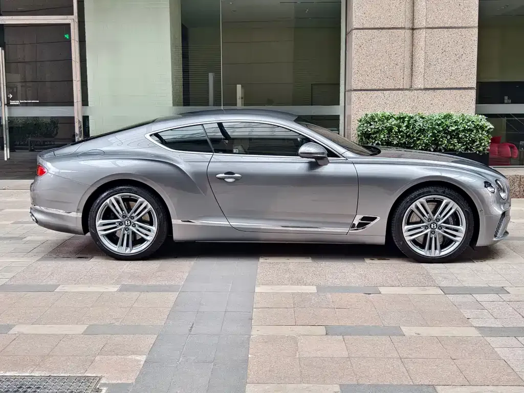 Bentley Continental — фото 4