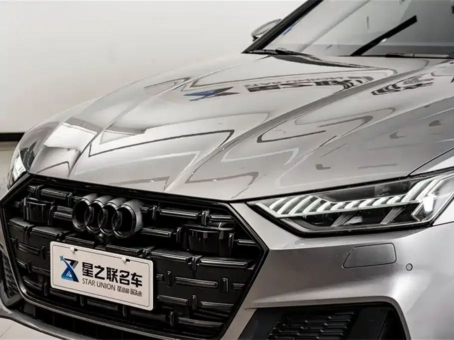 Audi A7L 2023 из CN, фото 9