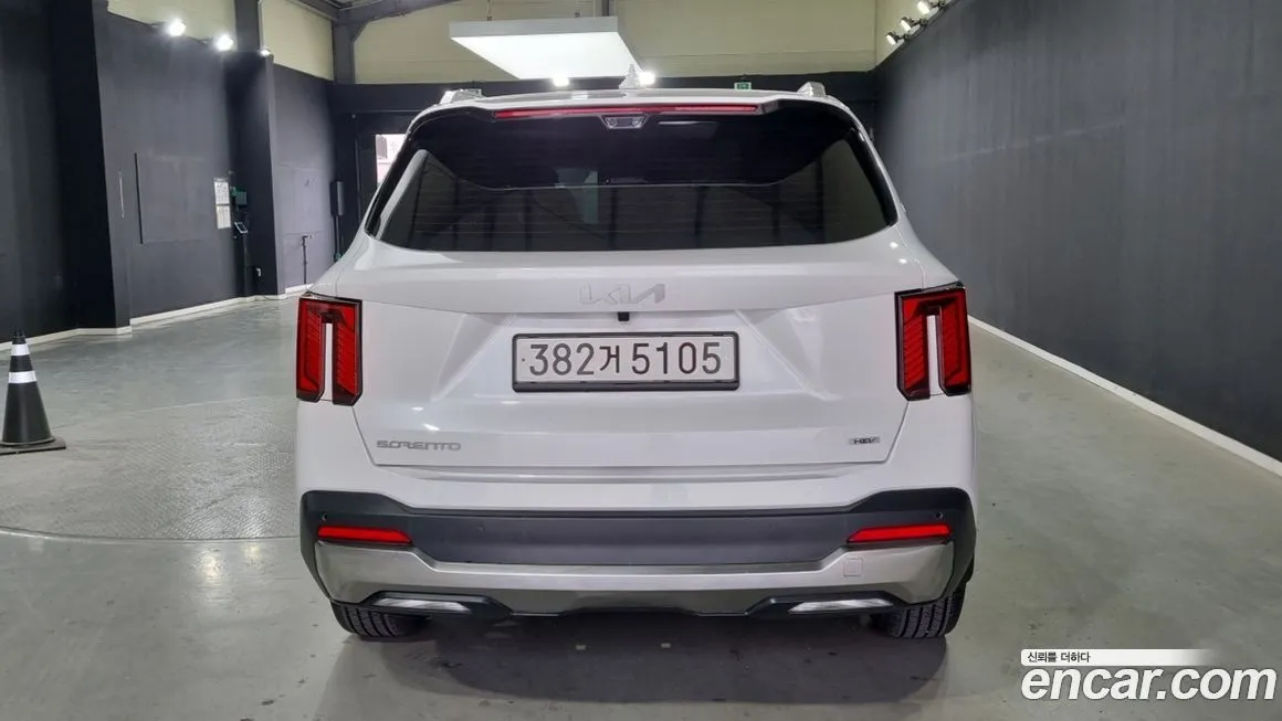 Kia Sorento — фото 9