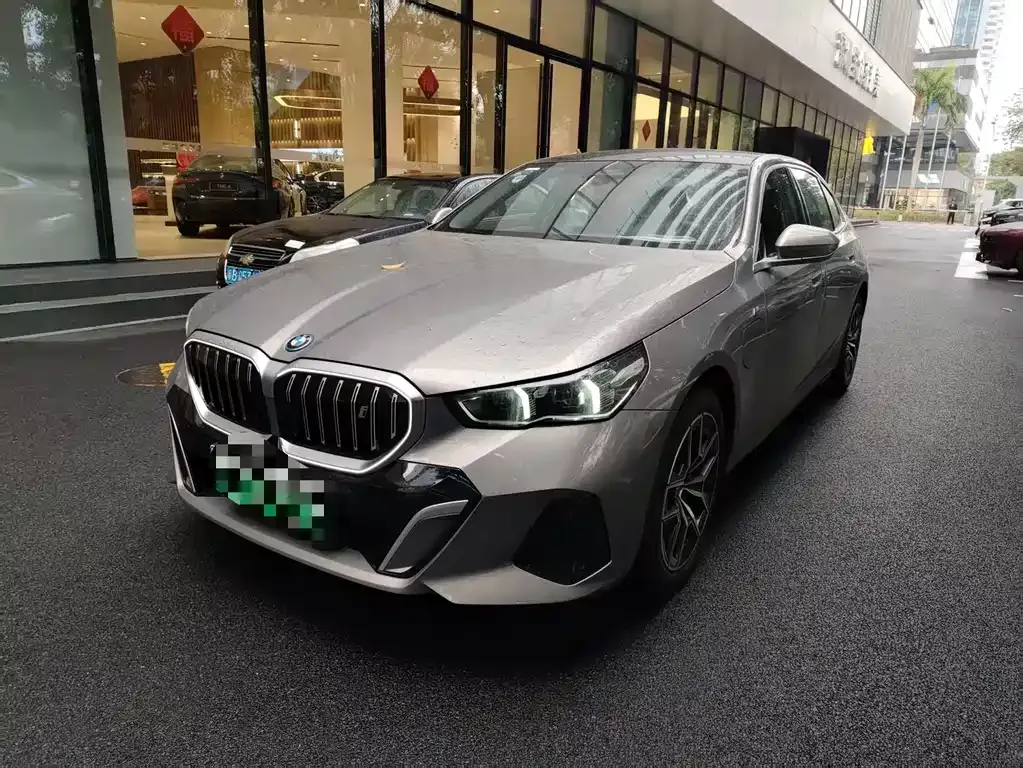 BMW i5 2025 из CN, фото 1