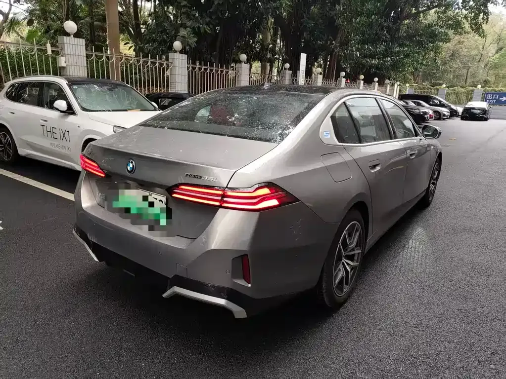 BMW i5 2025 из CN, фото 10