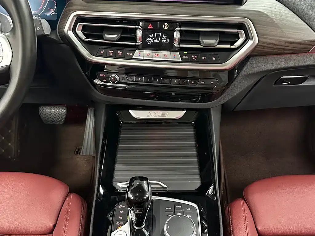 BMW X3 2024 из CN, фото 2