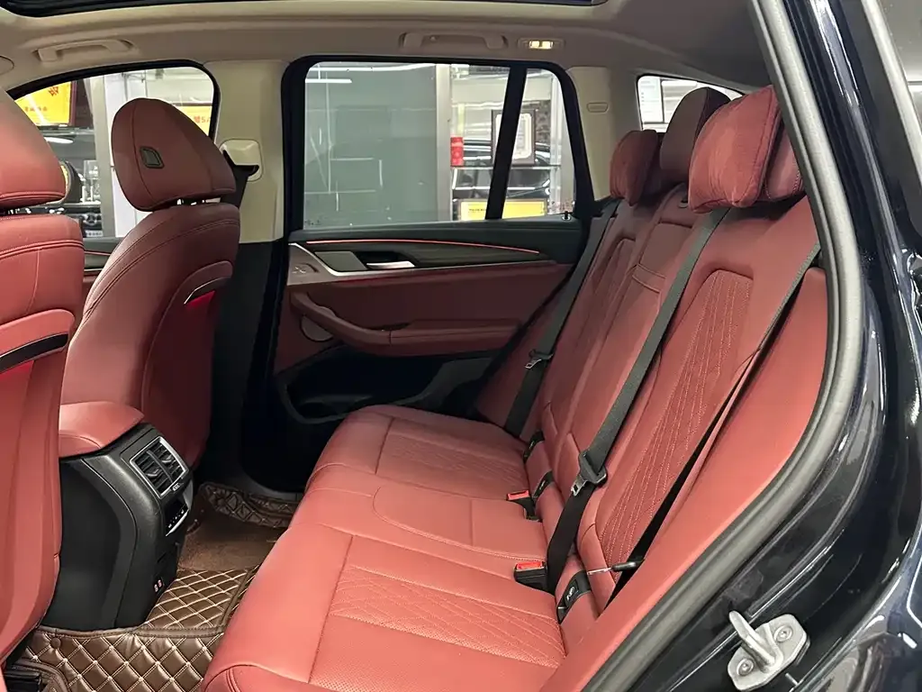BMW X3 2024 из CN, фото 8