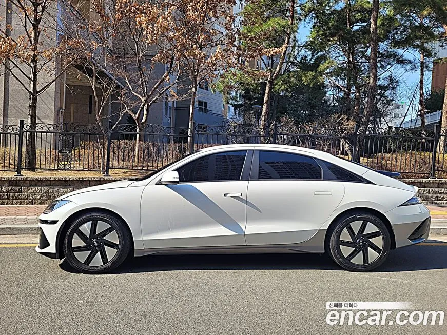 Hyundai Ioniq6 2023 из KR, фото 9