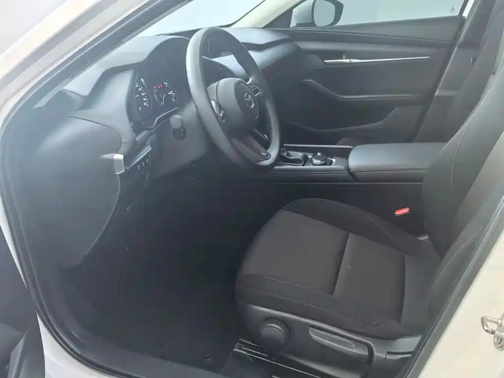 Mazda 3 Axela 2021 из CN, фото 8