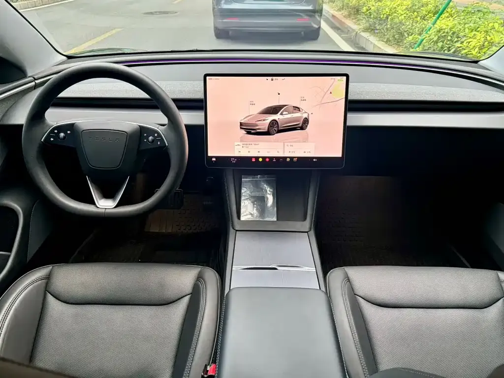 Tesla Model 3 — фото 6