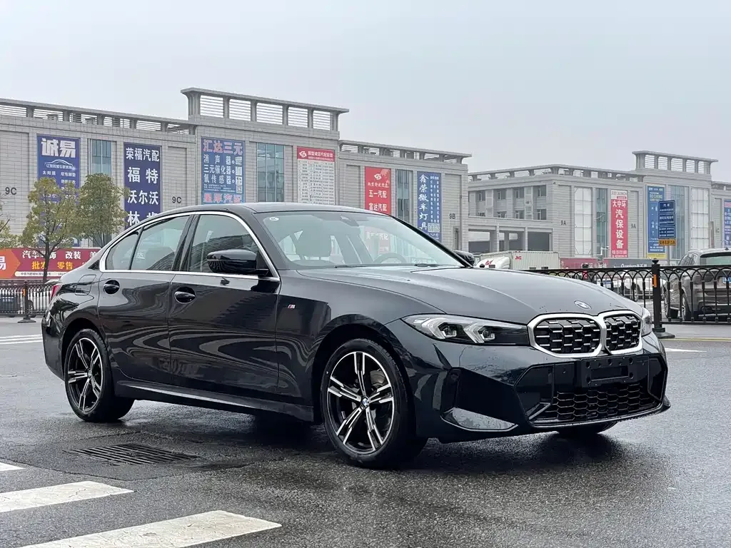 BMW 3 Series — фото 1