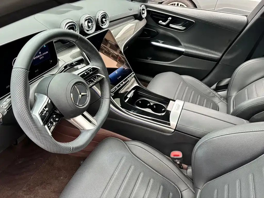 Mercedes-Benz C-Class — фото 8