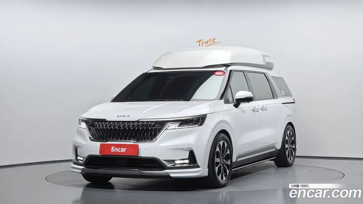 Kia Carnival Gasoline 9-Seater Hi-Limousine (Special Vehicle)