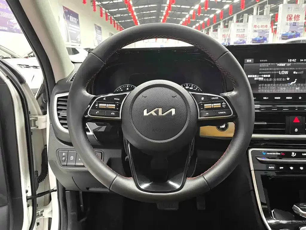 Kia KX3 — фото 8