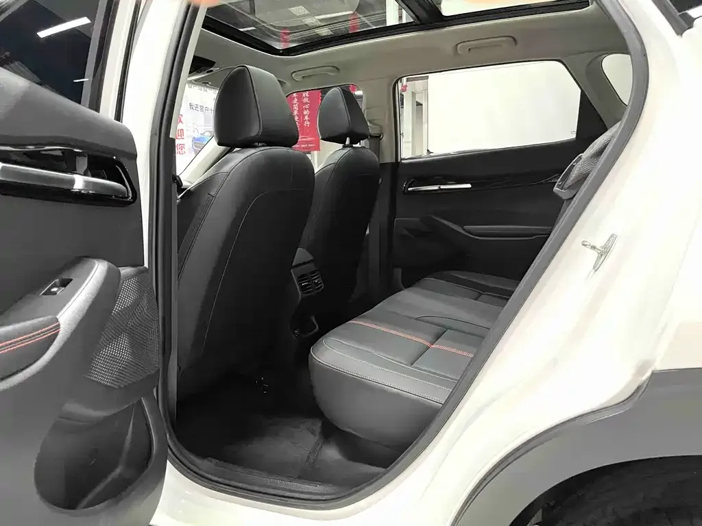 Kia KX3 — фото 10