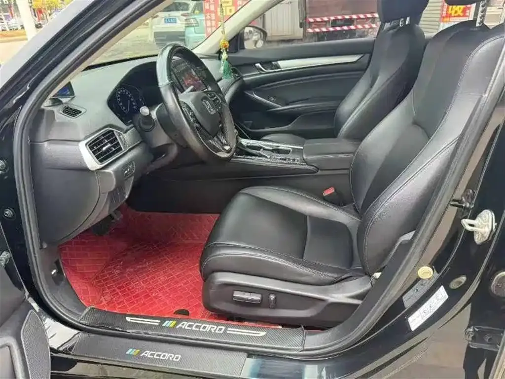 Honda Accord — фото 6