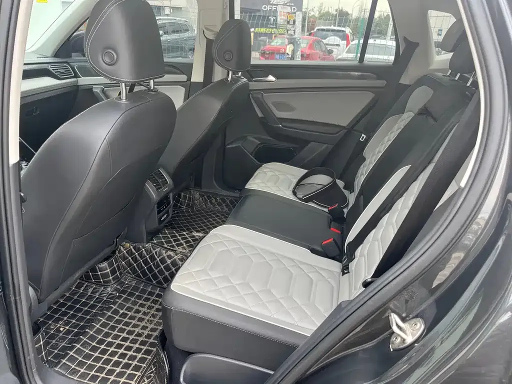 Volkswagen Tayron 2022 из CN, фото 4