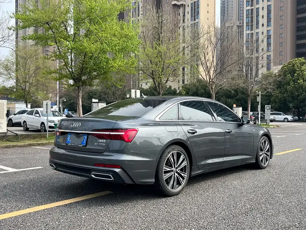 Audi A6L — фото 5