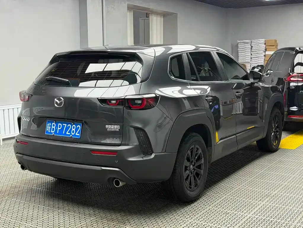 Mazda CX-50 2023 из CN, фото 9