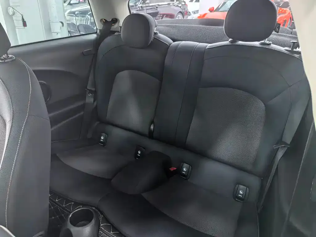 MINI Cooper (3-door) 2022 из CN, фото 6
