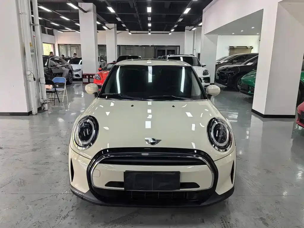 MINI Cooper (3-door) 2022 из CN, фото 2