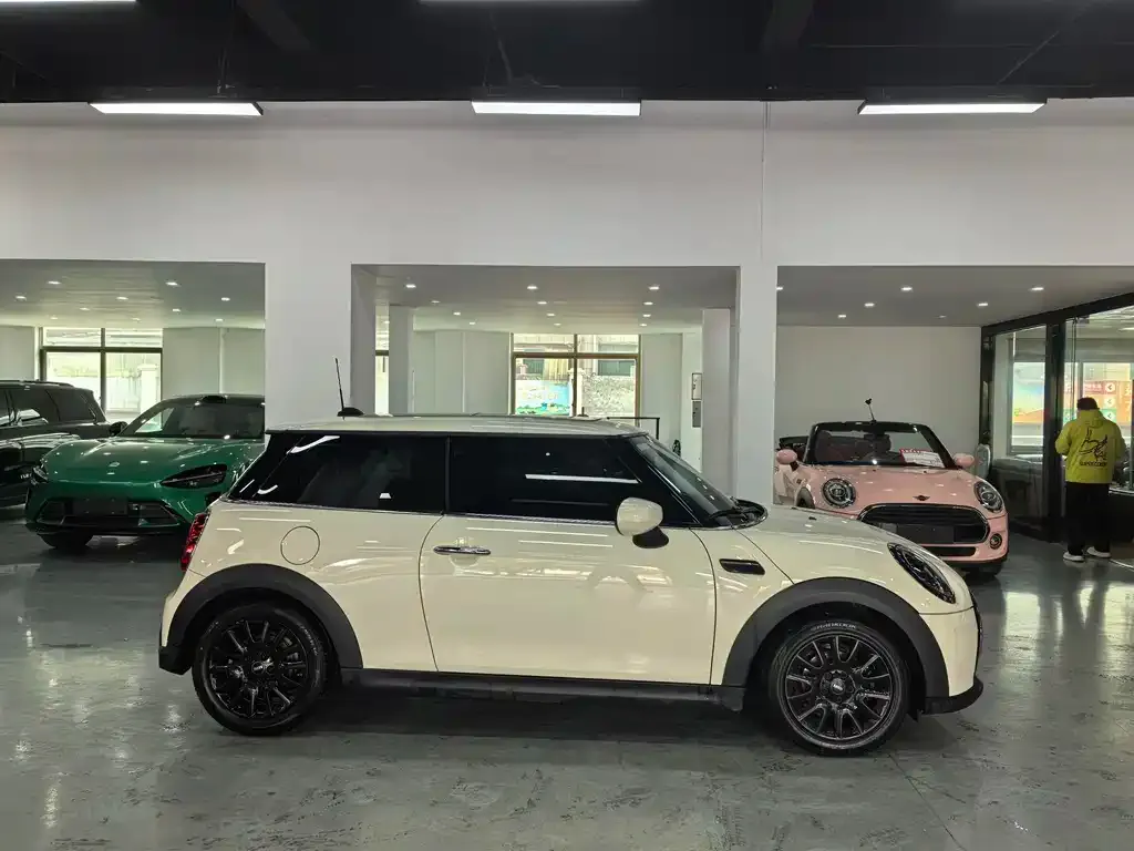 MINI Cooper (3-door) 2022 из CN, фото 7