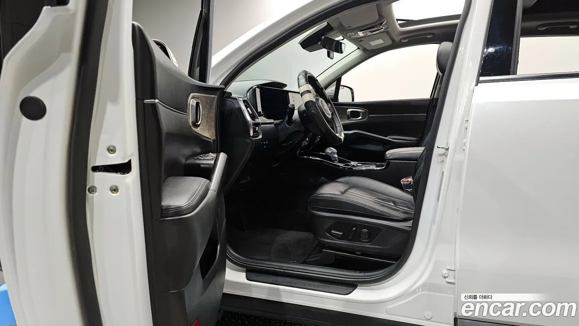 Kia Sorento — фото 4