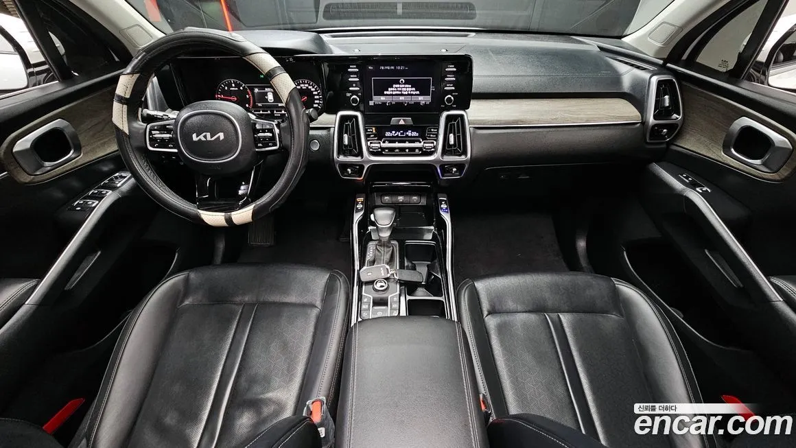 Kia Sorento — фото 10