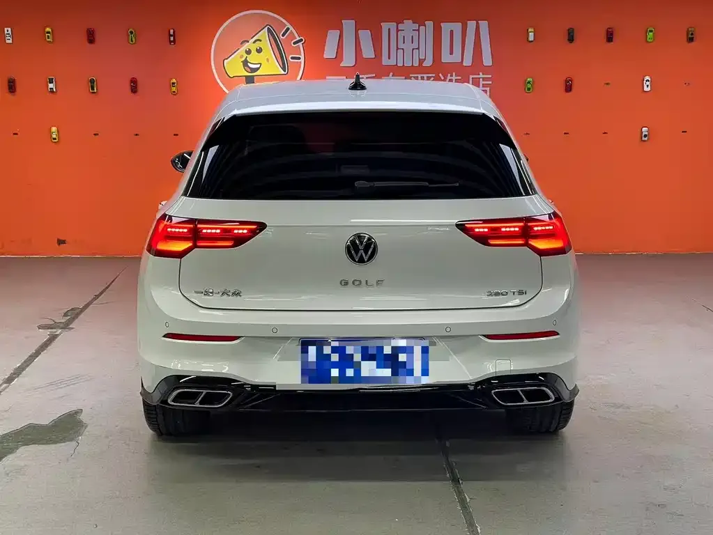 Volkswagen Golf 2024 из CN, фото 5