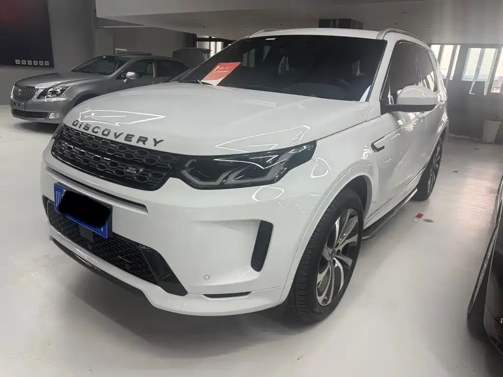 Land Rover Discovery Sport — фото 1