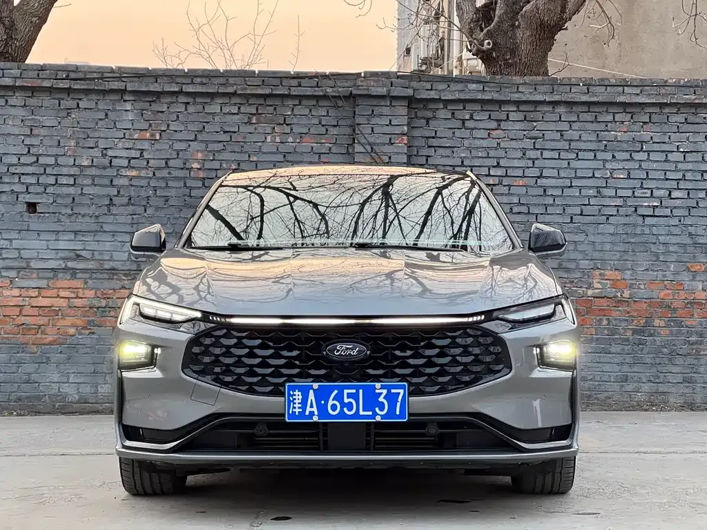 Ford Mondeo 2022 из CN, фото 7