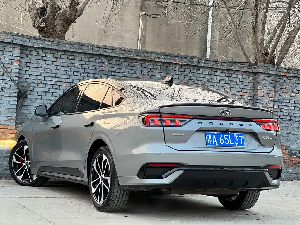 Ford Mondeo 2022 из CN, фото 8