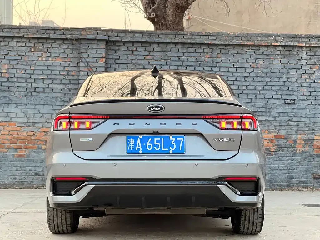 Ford Mondeo 2022 из CN, фото 3