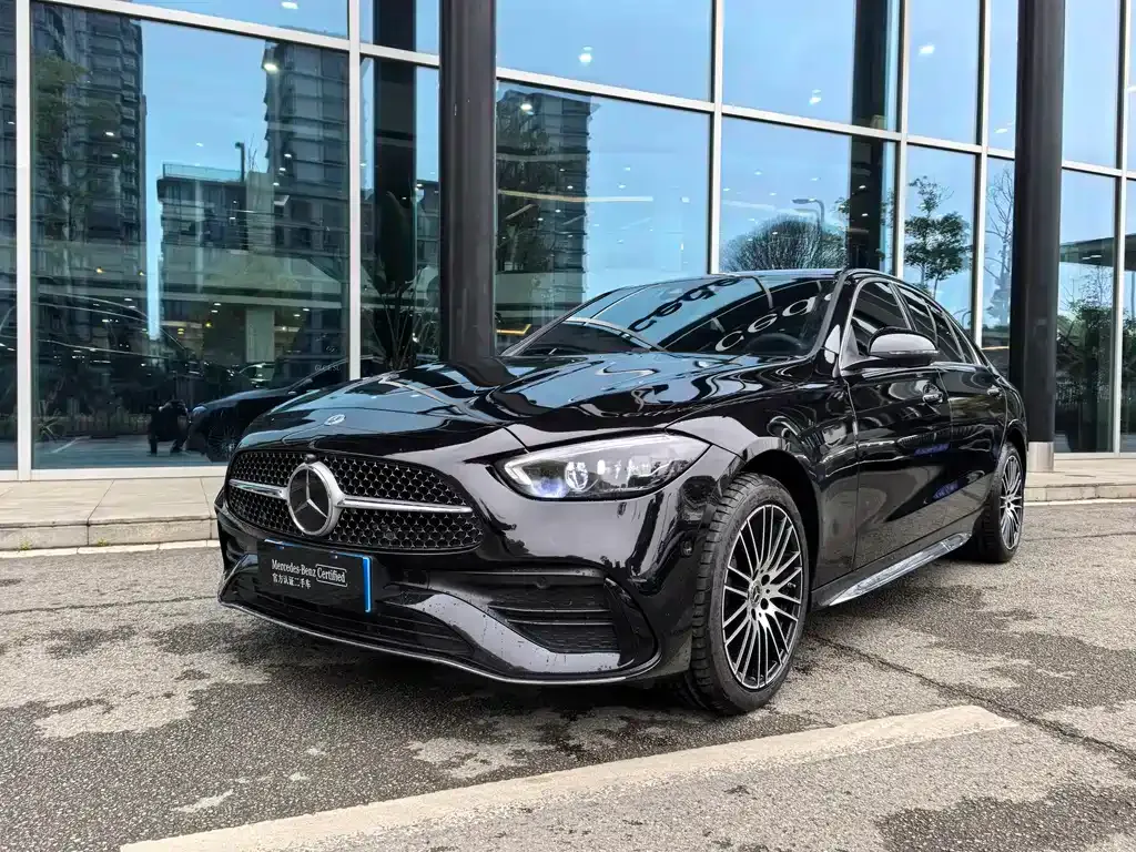Mercedes-Benz C-Class — фото 1