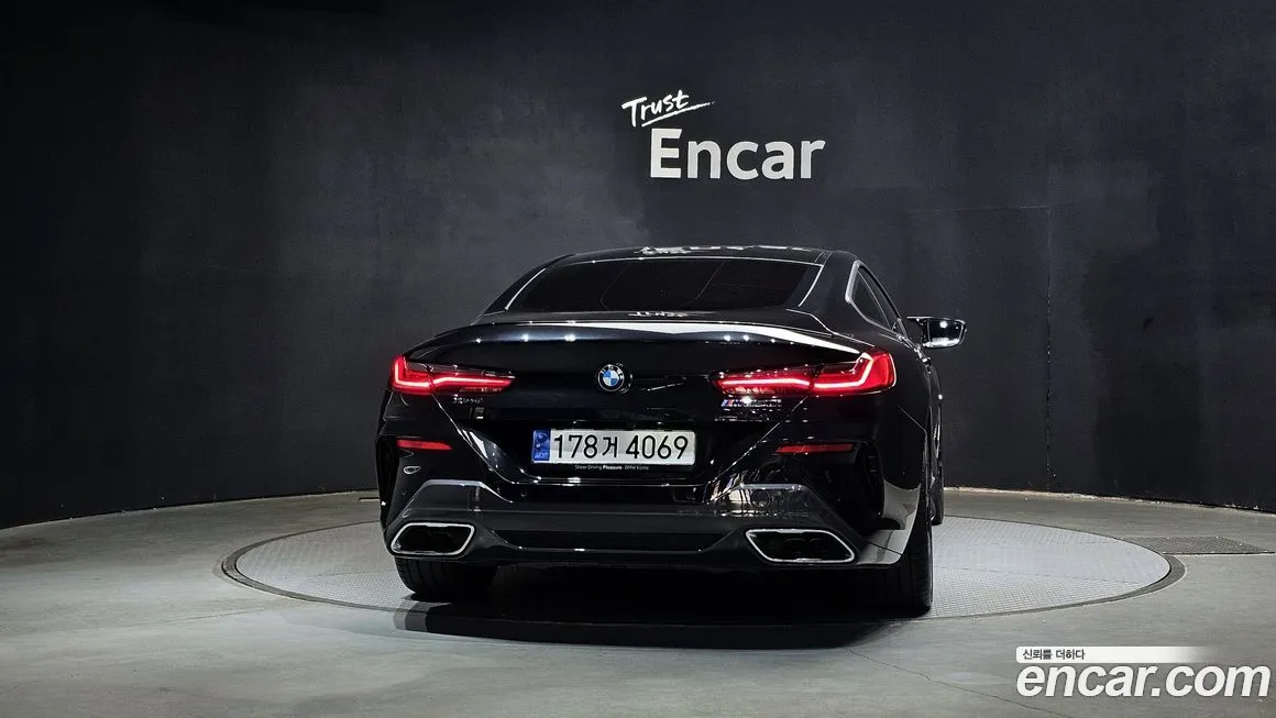 BMW 8-Series — фото 2