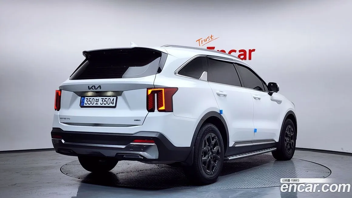 Kia Sorento — фото 5