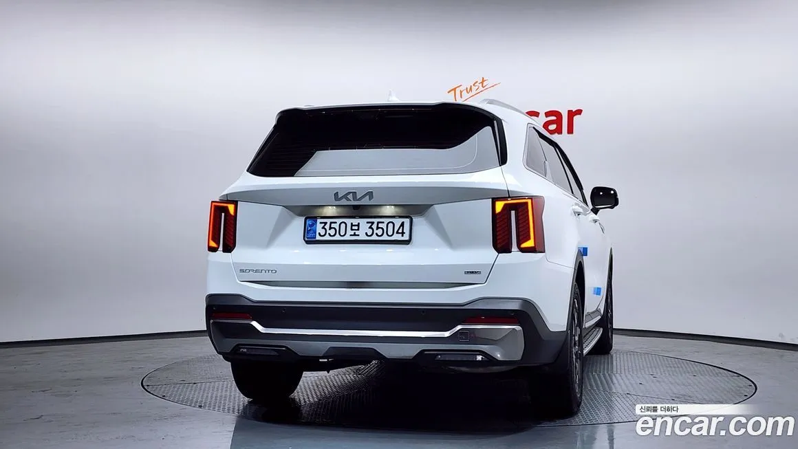 Kia Sorento — фото 6