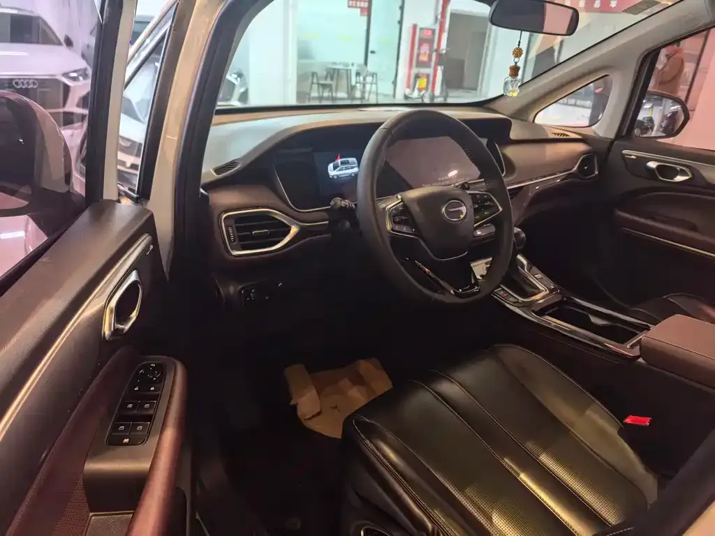 GAC Motor Trumpchi M6 2023 из CN, фото 5