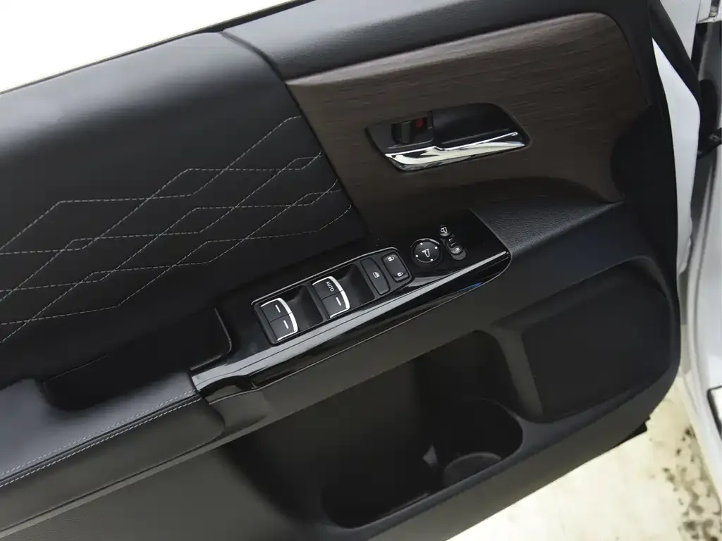 Honda Odyssey 2024 из CN, фото 4