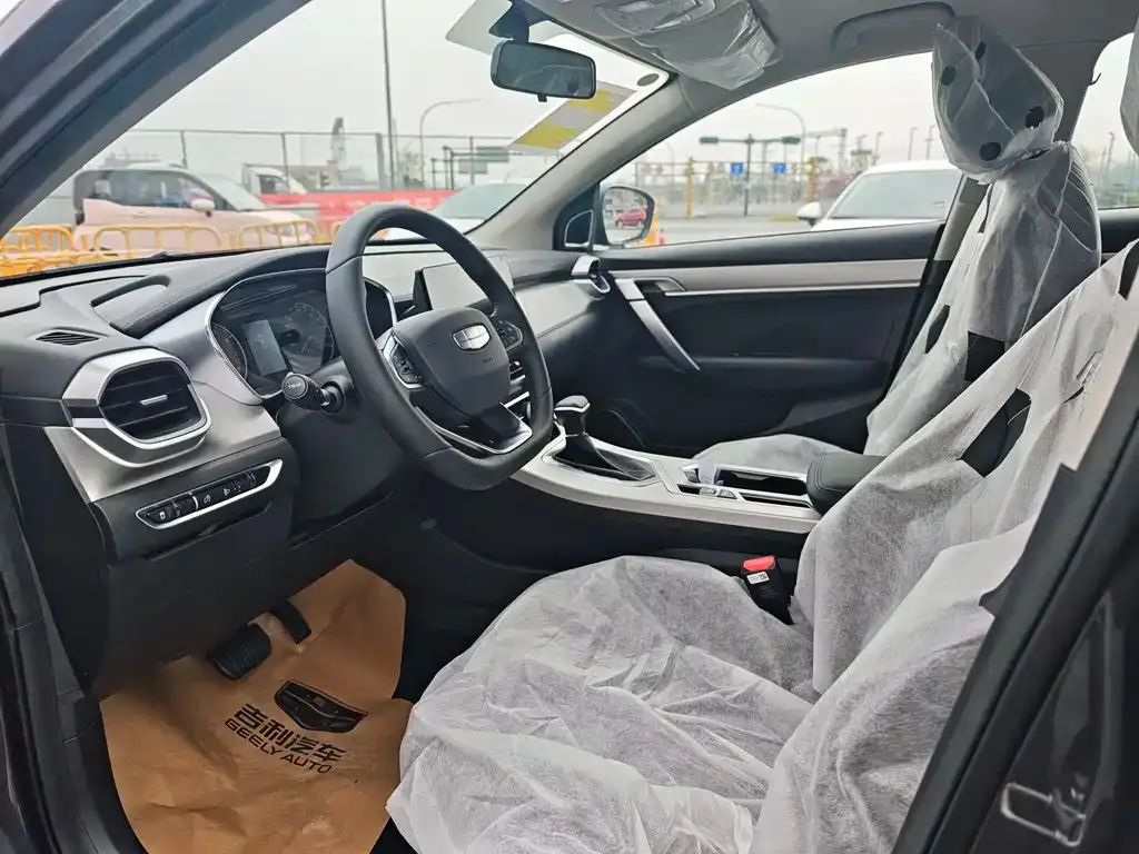 Geely Binyue 2026 из CN, фото 4