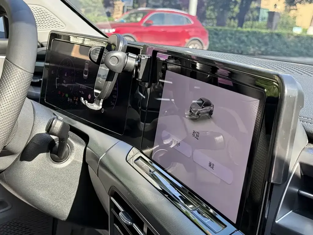 Volkswagen Lamando 2023 из CN, фото 6