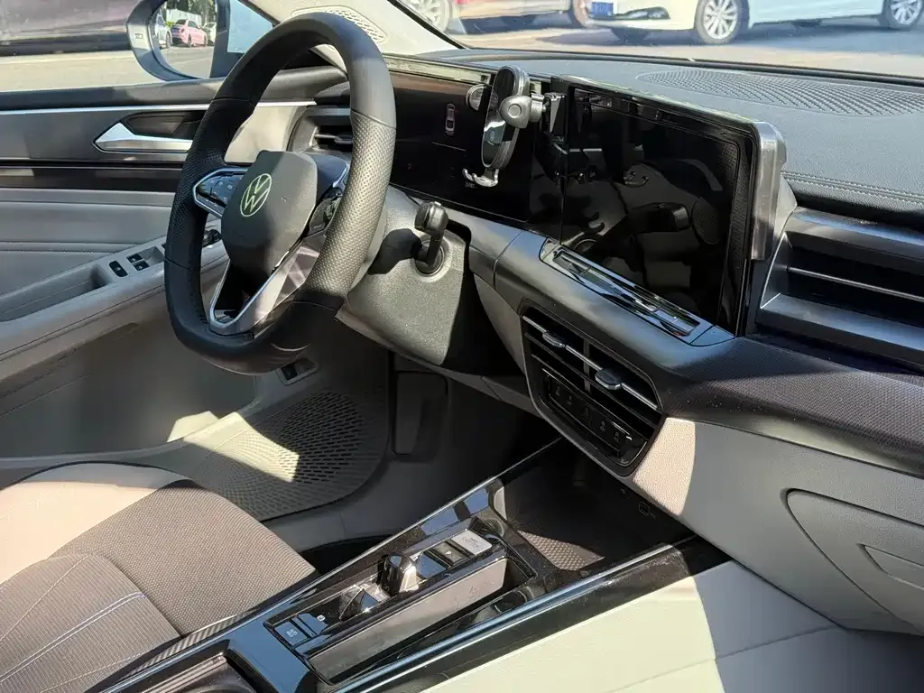 Volkswagen Lamando 2023 из CN, фото 7