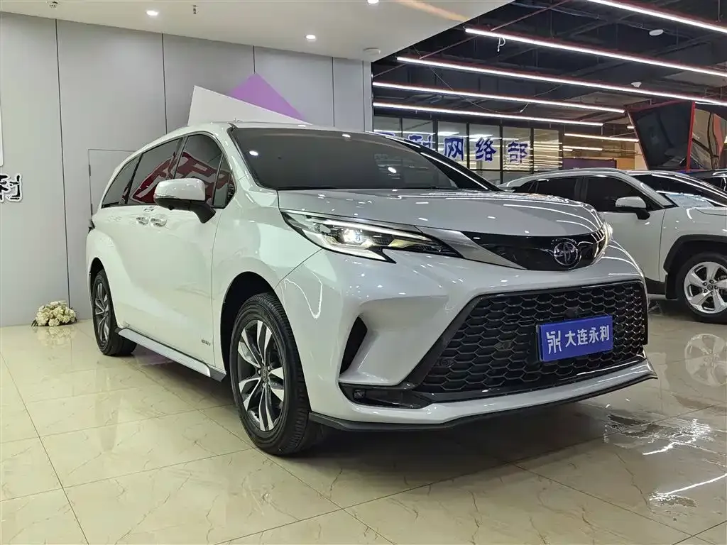 Toyota Granvia 2025 из CN, фото 6