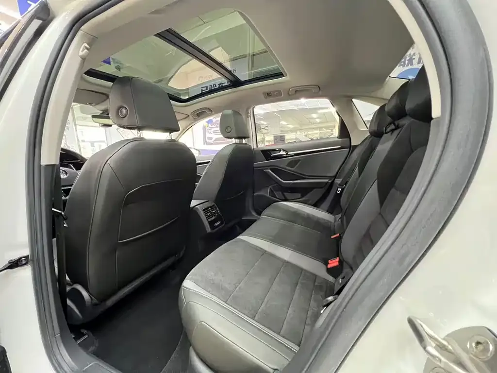 Volkswagen Sagitar 2021 из CN, фото 8