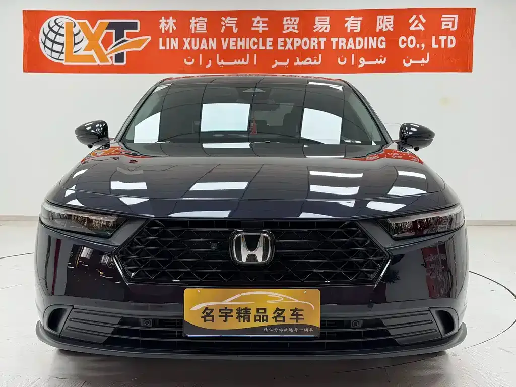 Honda Accord — фото 10