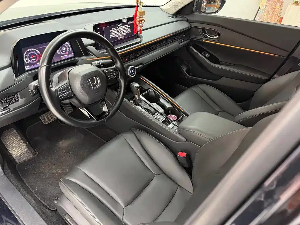 Honda Accord — фото 6